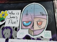 "Qui est James Flux ?" lit-on aussi sur les murs de la ville. Sur son compte Instagram, l'artiste se présente comme quelqu'un de "follement amoureux de l'esprit créatif".