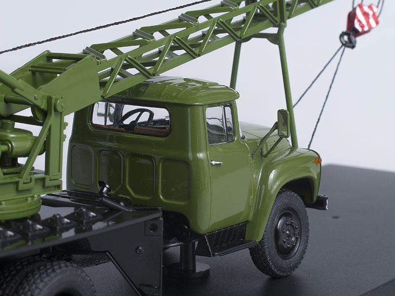 SSM1100 Crane truck AK75V (ZIL-130) /khaki/