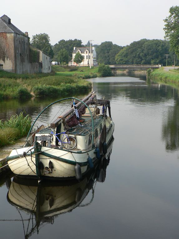 Nous avons remonté avec le tjalk et autant que possible le Canal de Brest vers Nantes