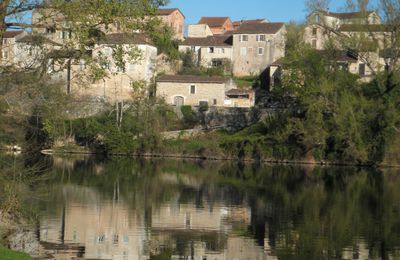 Joue avec la rivière.....