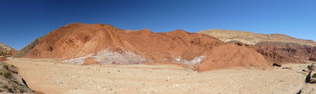Du Sahara à l'Atlas : de Foum Zguid à Marrakech.