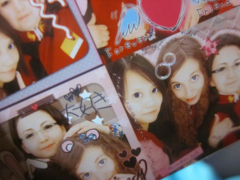 Maid café, purikura, chambre, izakaya, photo de la classe, et purikura encore