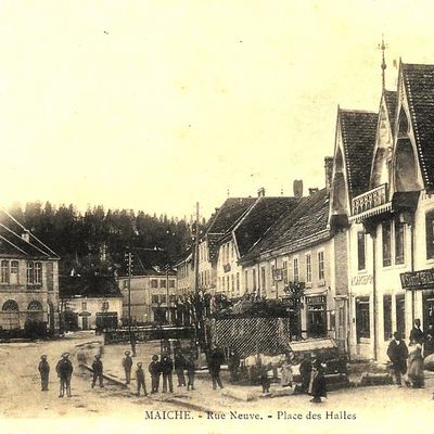 Cartes anciennes imprimables -  Maîche (Doubs) - rue Neuve - Place des Halles - 1908