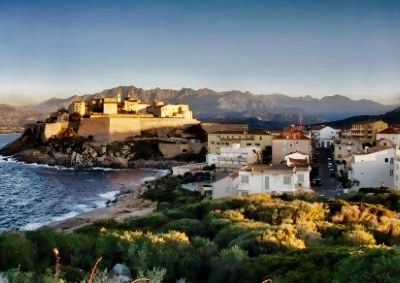 OCTOBRE À CALVI.