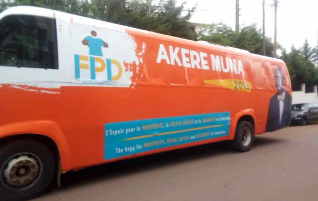 LA CARAVANE DU CANDIDAT AKERE MUNA A  BOT MAKAK DANS LE NYONG ET KELLE