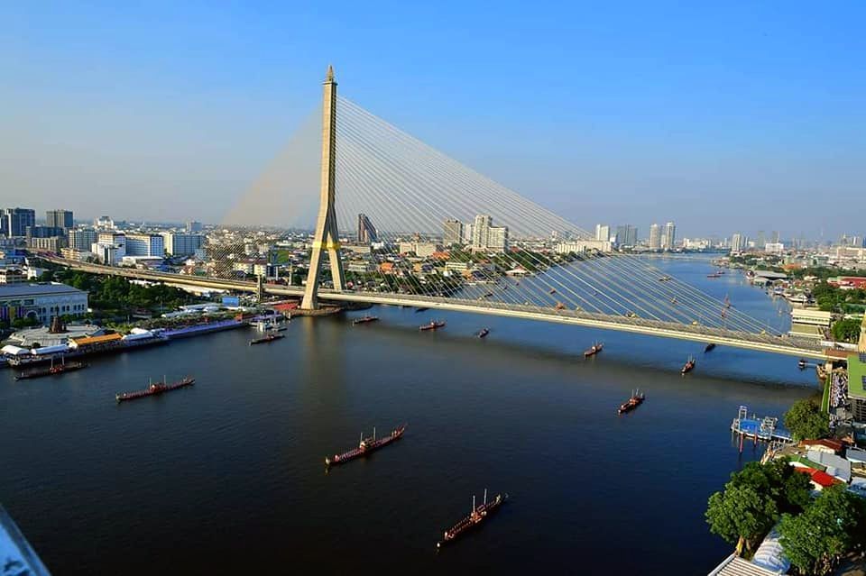 Le défilé des barges royales - Cérémonies du couronnement de Rama X (5)