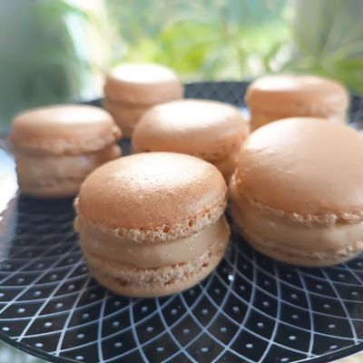 Macarons au caramel (crème au beurre)