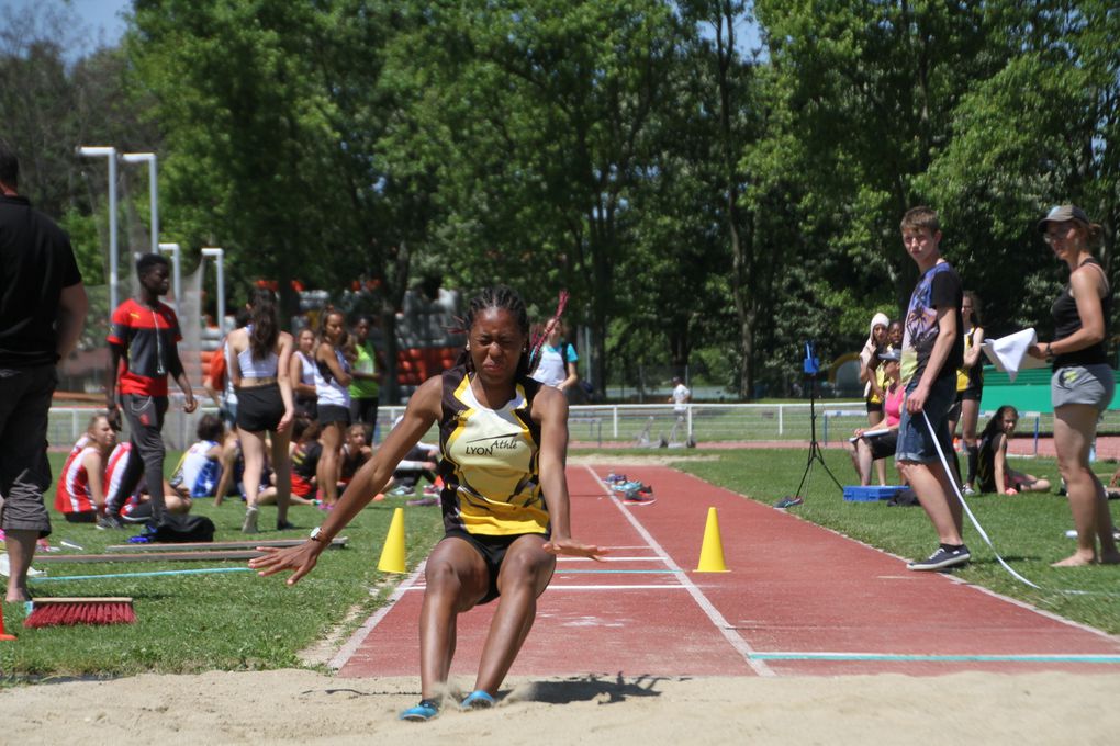 Camille Moulard et Marion Peju médaillées aux championnats du Rhône minimes