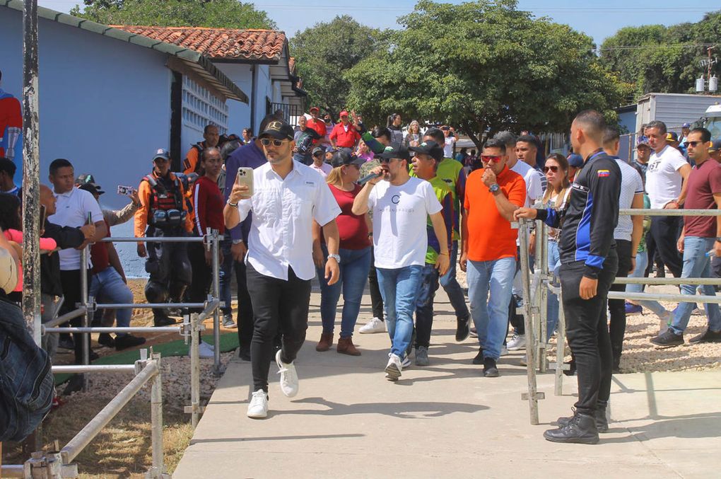 Gobernador de Carabobo inauguró microplanta de llenado de gas doméstico en sector El Socorro de Valencia