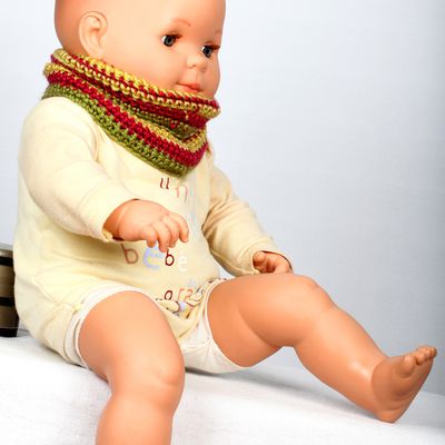 Sn.bb.0217 - Snood tricolor pour bébé fille 1/2 mois