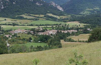 La grande fête du PNR à Bugarach du 1er juillet 2023 en 45 photos