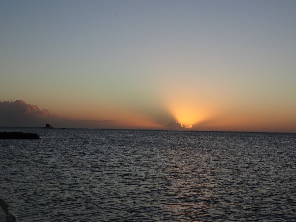 Album - coucher-de-soleil-a-Raiatea