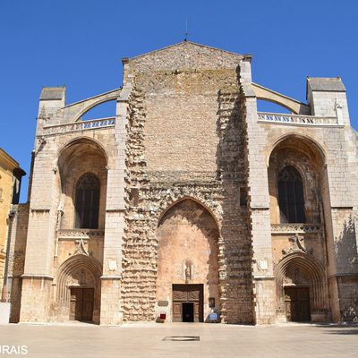 Saint-Maximin-La-Sainte-Baume (83) - La Basilique Sainte-Marie-Madeleine