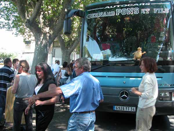 <P><STRONG><FONT color=#0080c0>&nbsp;&nbsp;&nbsp;&nbsp; Concours à Aurillac, 29 mai 2005&nbsp;&nbsp; -&nbsp;&nbsp; </FONT></STRONG><STRONG><FONT color=#0080c0>Photos : Jeanne Belot</FONT></STRONG></P>