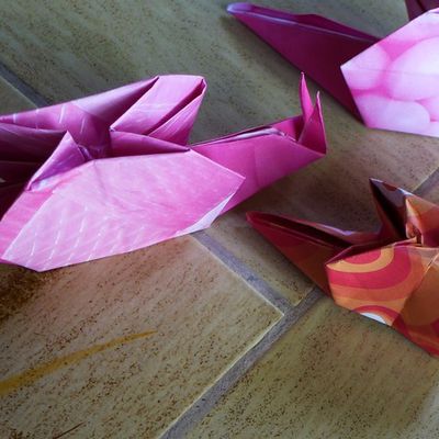 Des animaux en origami pour un mobile...