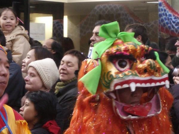 <em>Le 05 f&eacute;vrier 2006 d&eacute;fil&eacute; du nouvel an chinois &agrave; Paris</em>