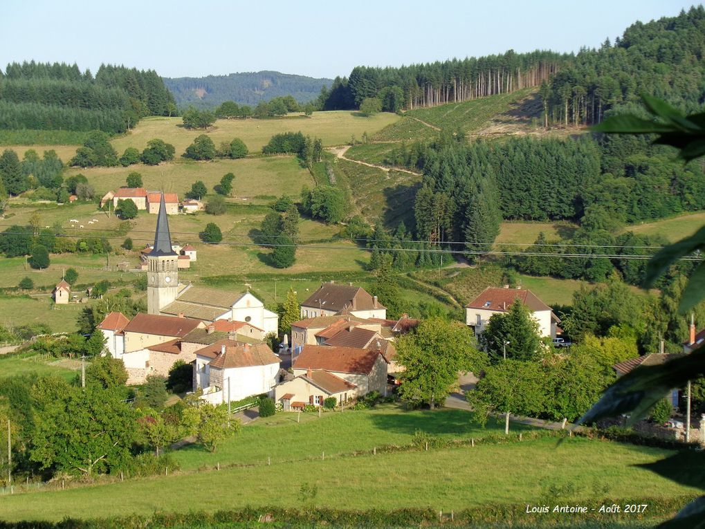 Mon village aux couleurs de l'été.