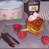 « CUBES-CAKE » RHUBARBE, BRISURES DE FRAMBOISES ET BARBE À PAPA