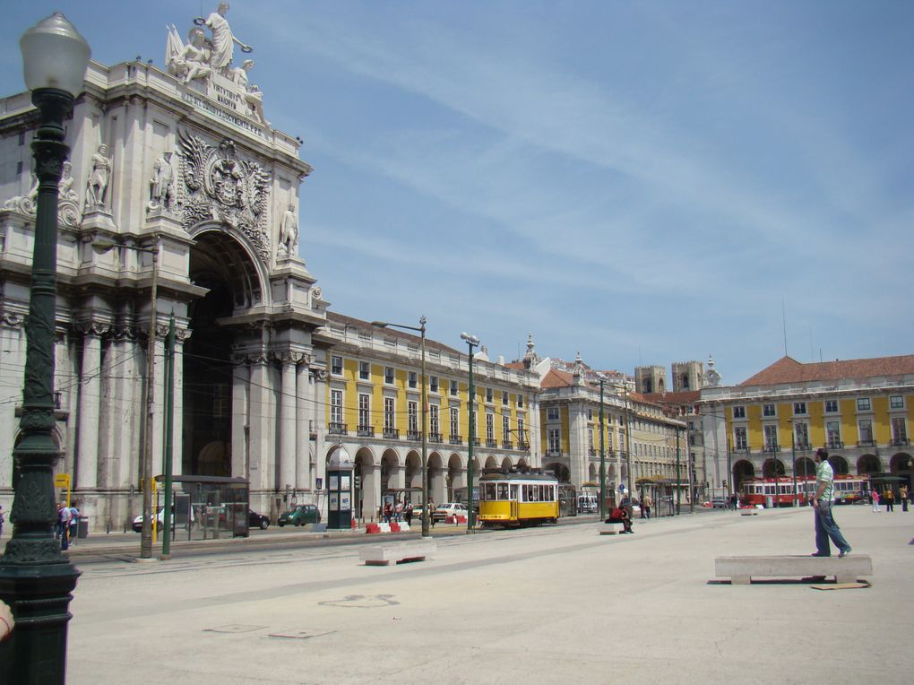 Virée au Portugal du 23 au 26 avril avec, dans l'ordre : Lisbonne, Sintra, Cascais, Coimbra et Porto.