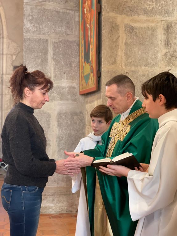 Sacrement des malades au cours de la messe de ce dimanche.