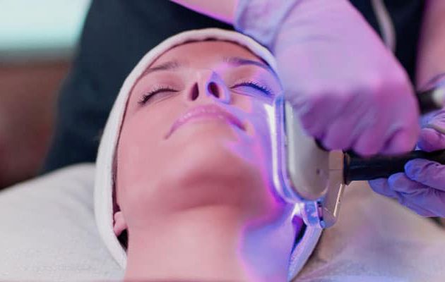 Why should you buy blue light for acne therapy?