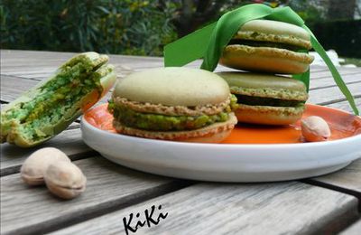 MACARONS PiSTACHE