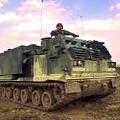 M270 Multiple Launch Rocket System - Wikipédia
