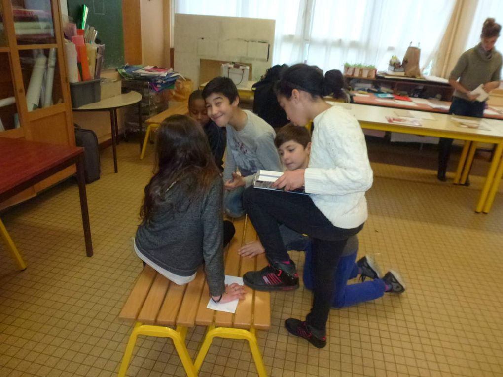 LES EXPLORATEURS