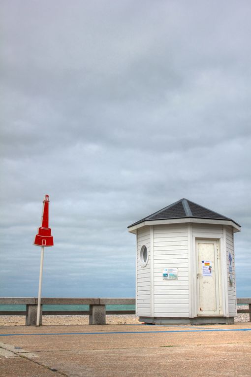 Des photos de Fécamp, certaines non retouchées ou très peu, d'autre en HDR. Je vous laisse découvrir...