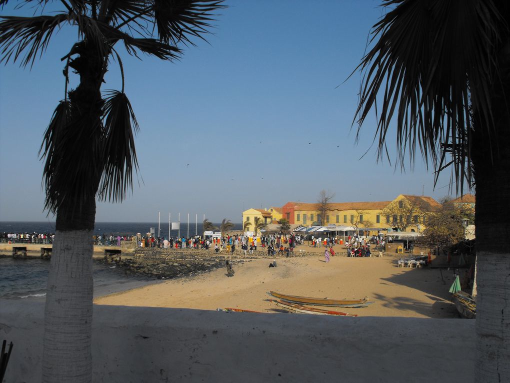 Nous avons fait le chemin de Croix sur l'île de Gorée au vendredi saint