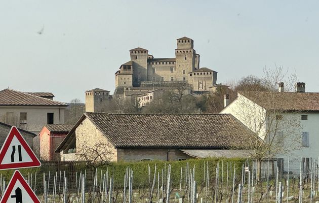 IT24 CAE- HERITAGE – The castle of Torrechiara: medieval parade