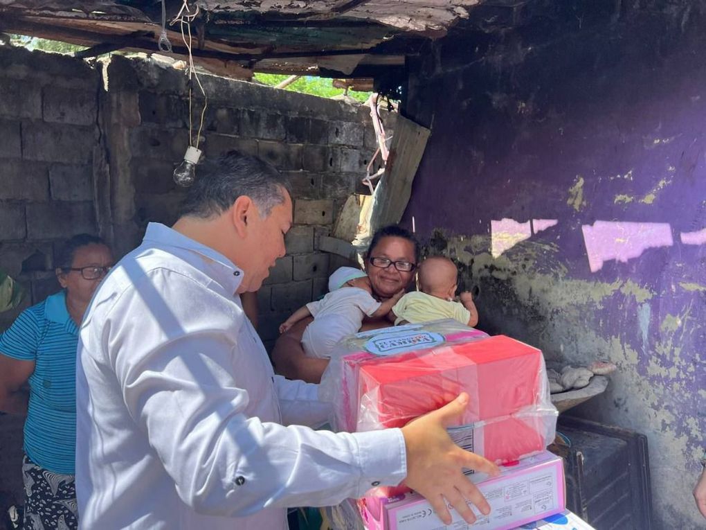 Javier Bertucci benefició a mil 500 familias de Apure junto a El Evangelio Cambia y la Cruz Roja