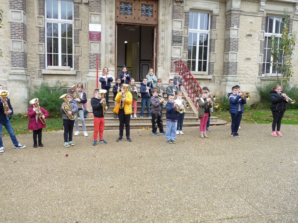 La cérémonie de remise des instruments a eu lieu