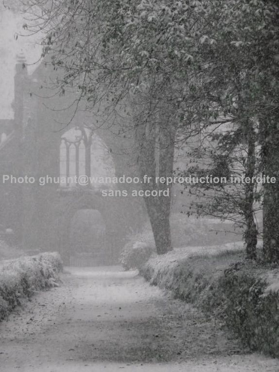 L'abbaye de Beauport le 1er décembre 2010 sous la neige. Mais les plus grosses chutes étaient encore à venir...