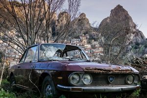 Auto d'epoca sulle Dolomiti Lucane