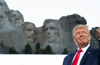 Trump pourrait utiliser les terres autochtones natales sacrées pour un monument à la gloire... de Christophe Colomb (The Intercept)