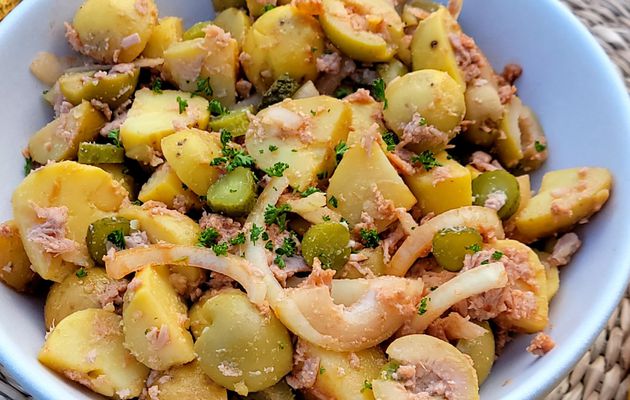 Salade de pommes de terre au thon