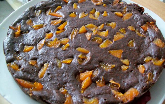 Gâteau choco-abricots