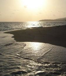 Apero sur l'ilot de sable blanc