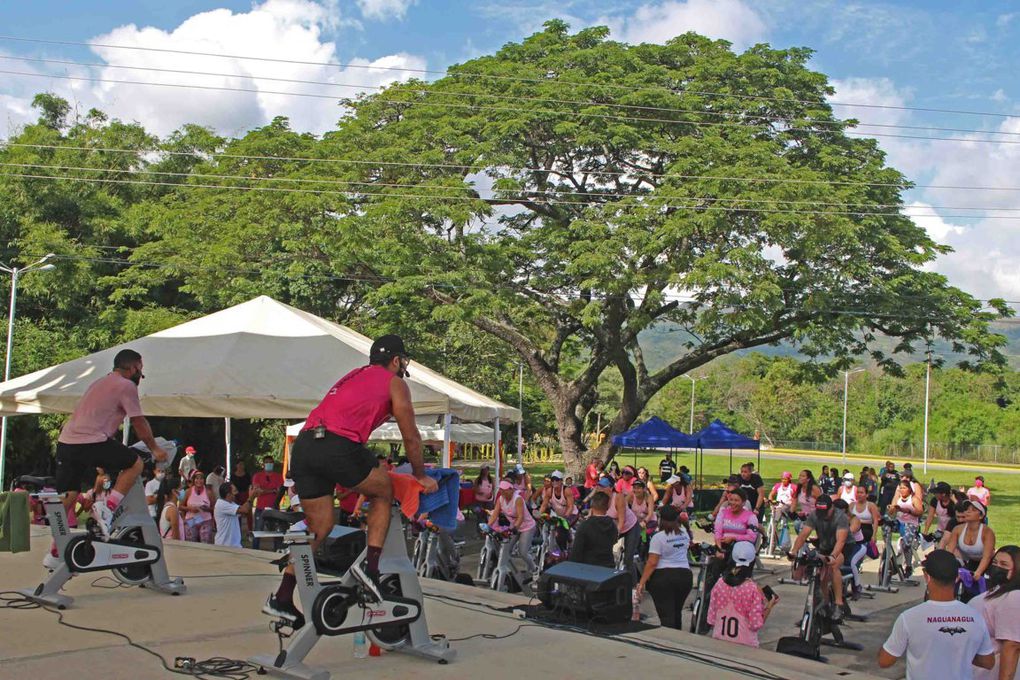 Prevención, deporte y recreación durante cierre de celebración del Mes Rosa en Naguanagua