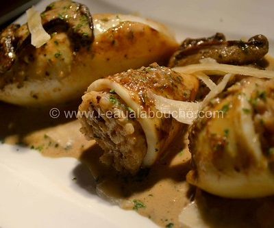 Calamars Farcis de Risotto aux Cèpes & Magret de Canard Fumé