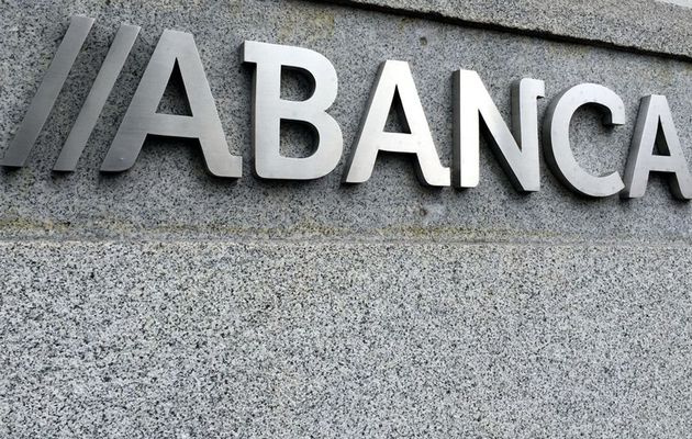 Le groupe Crédit Agricole finalise la cession de BANKOA à ABANCA