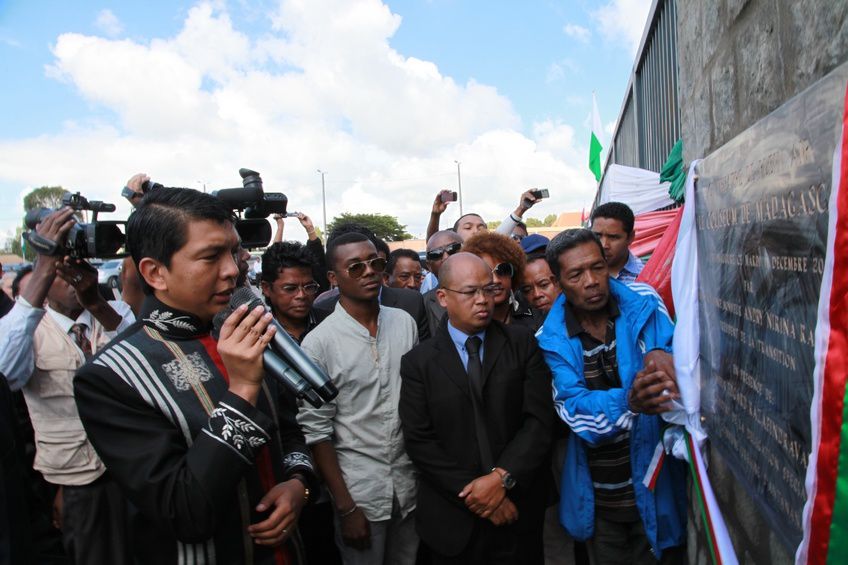 Dans le cadre du IIè anniversaire de la IVèRépublique, le couple présidentiel, Andry et Mialy Rajoelina, a inauguré le «Coliseum de Madagascar» sis à Antsonjombe. 1ère partie. Photos: Harilala Randrianarison