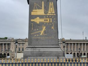 Les 4 faces de l'Obélisque