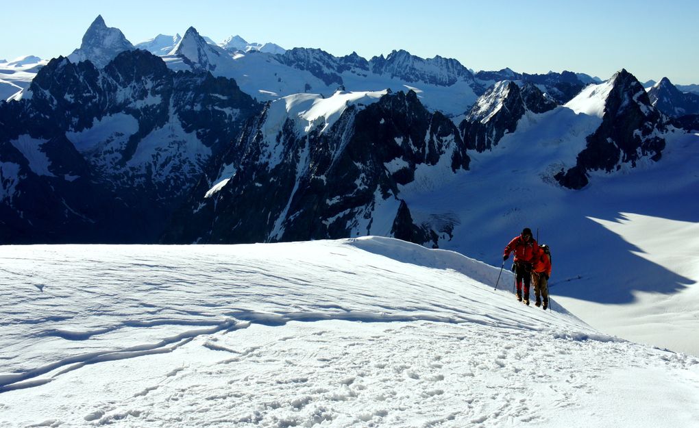 Alpinisme de niveau facile : Traversée du Pigne d'Arolla - Col Evêque