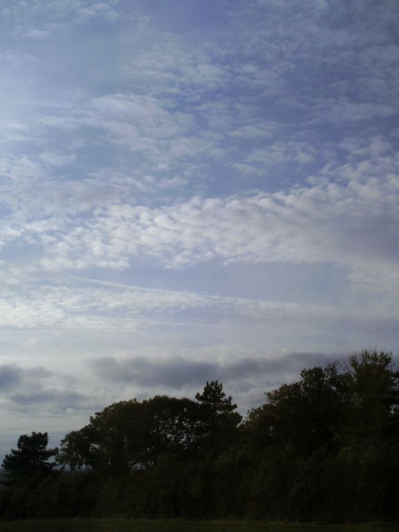 Nuages,levé ou coucher de soleil c'est le ciel dans tous ses états.
Une diapo et évadez vous.