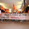 Clichy : Les Jeunes Communistes occupent le siège de L'Oréal !