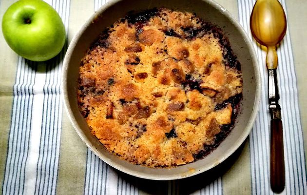 Crumble pommes et myrtilles