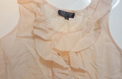 Top topshop TBE rose poudré très joli fantaisie devant prix 12euros