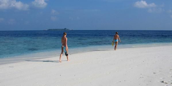 Fihalhohi, une ile des Maldives